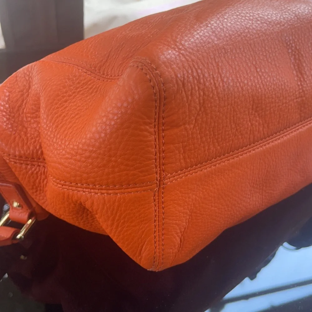 Michael kors orange leather tote